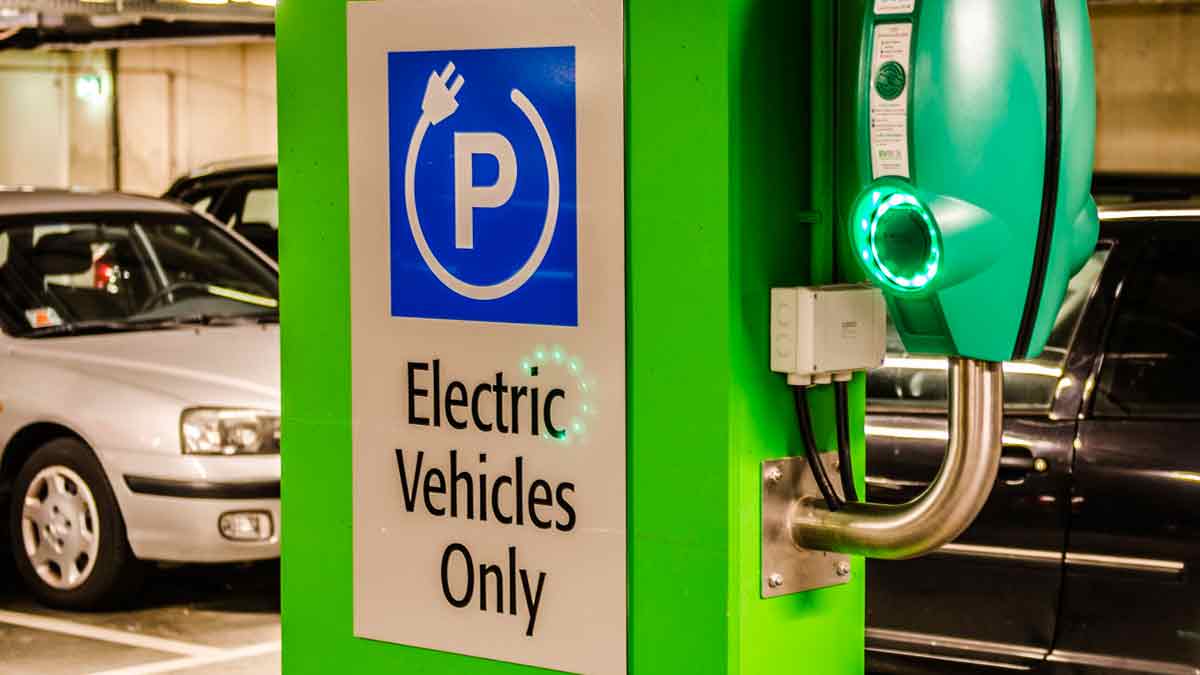 Best Growth Stocks To Buy Now? 5 Electric Vehicle Stocks To Watch